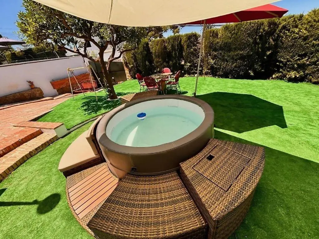 Casa Familiar Alhaurin De La Torre Con Jacuzzi contacts
